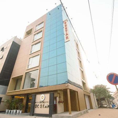 Hotel Dc Star โกลกาตา ภายนอก รูปภาพ