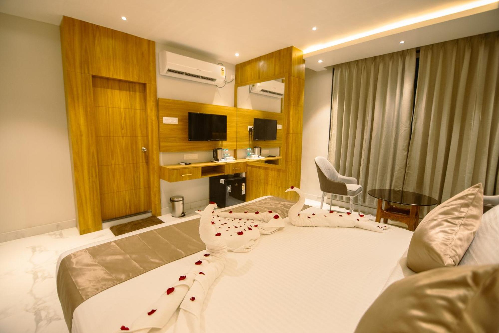 Hotel Dc Star โกลกาตา ภายนอก รูปภาพ