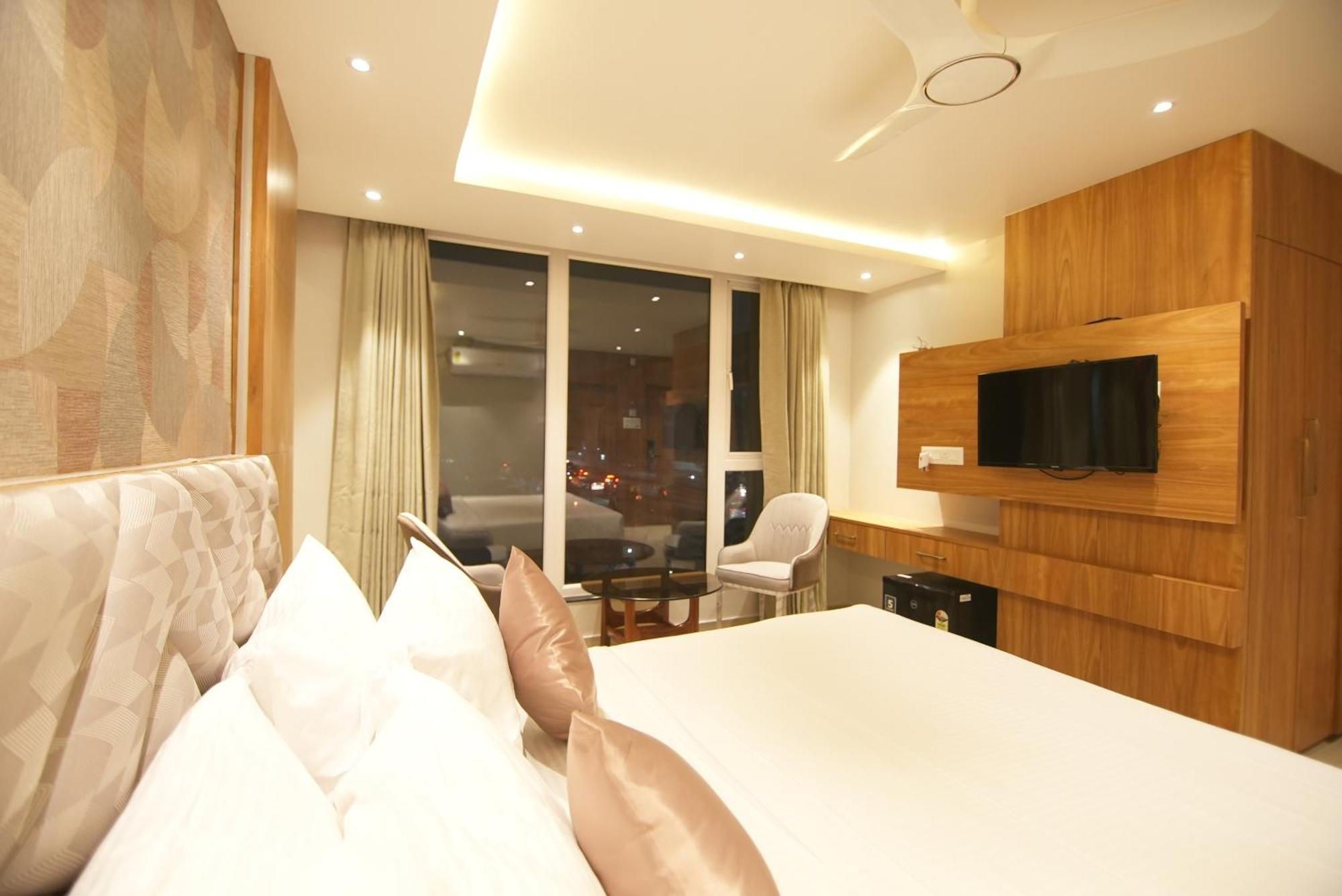 Hotel Dc Star โกลกาตา ภายนอก รูปภาพ