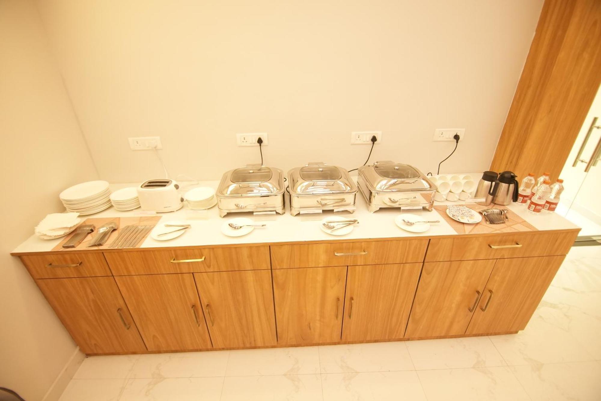 Hotel Dc Star โกลกาตา ภายนอก รูปภาพ
