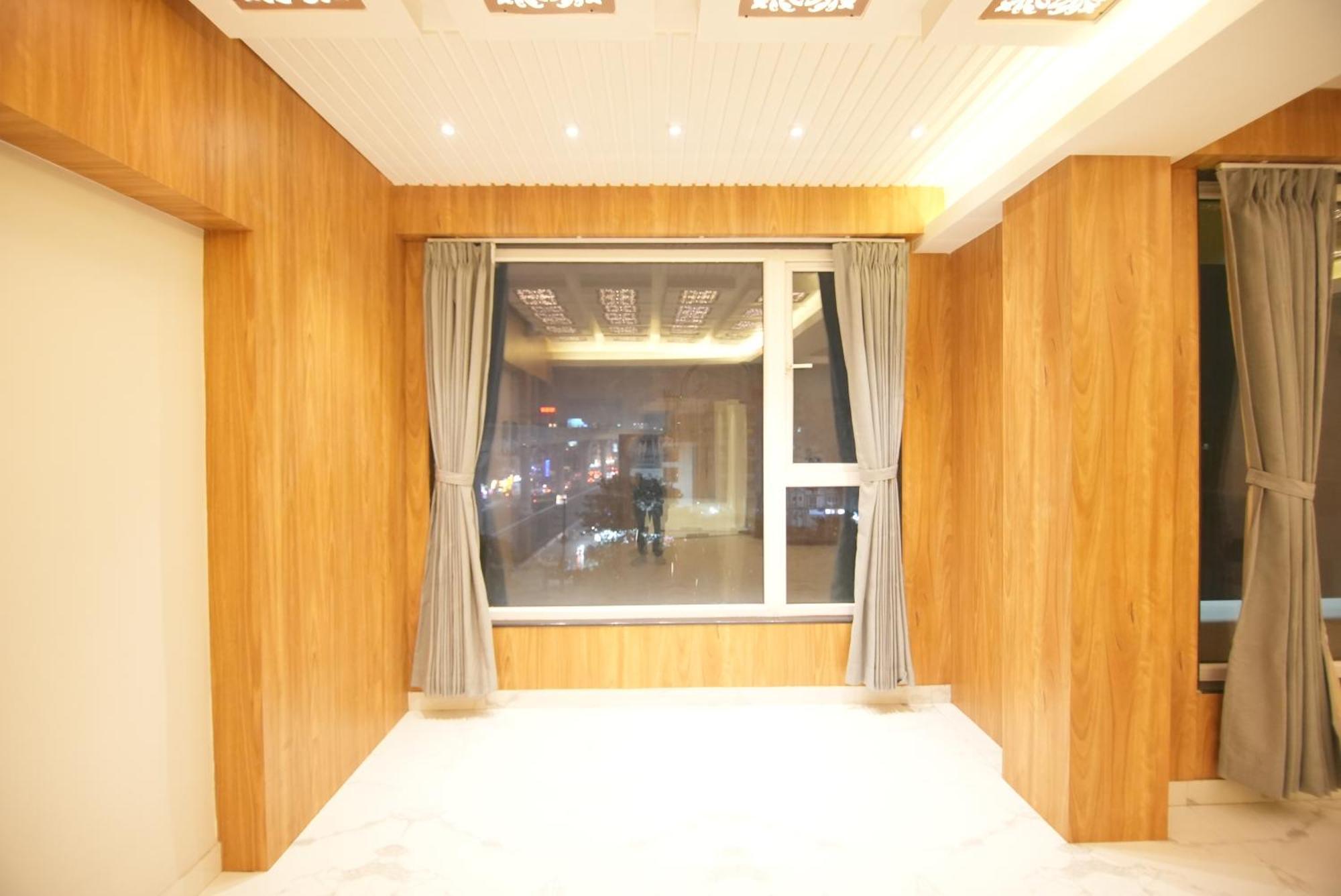 Hotel Dc Star โกลกาตา ภายนอก รูปภาพ